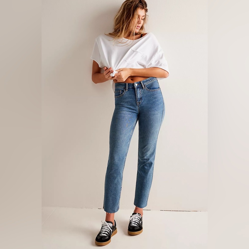 Free People Straight Leg Jeans in Medium Blue Wash